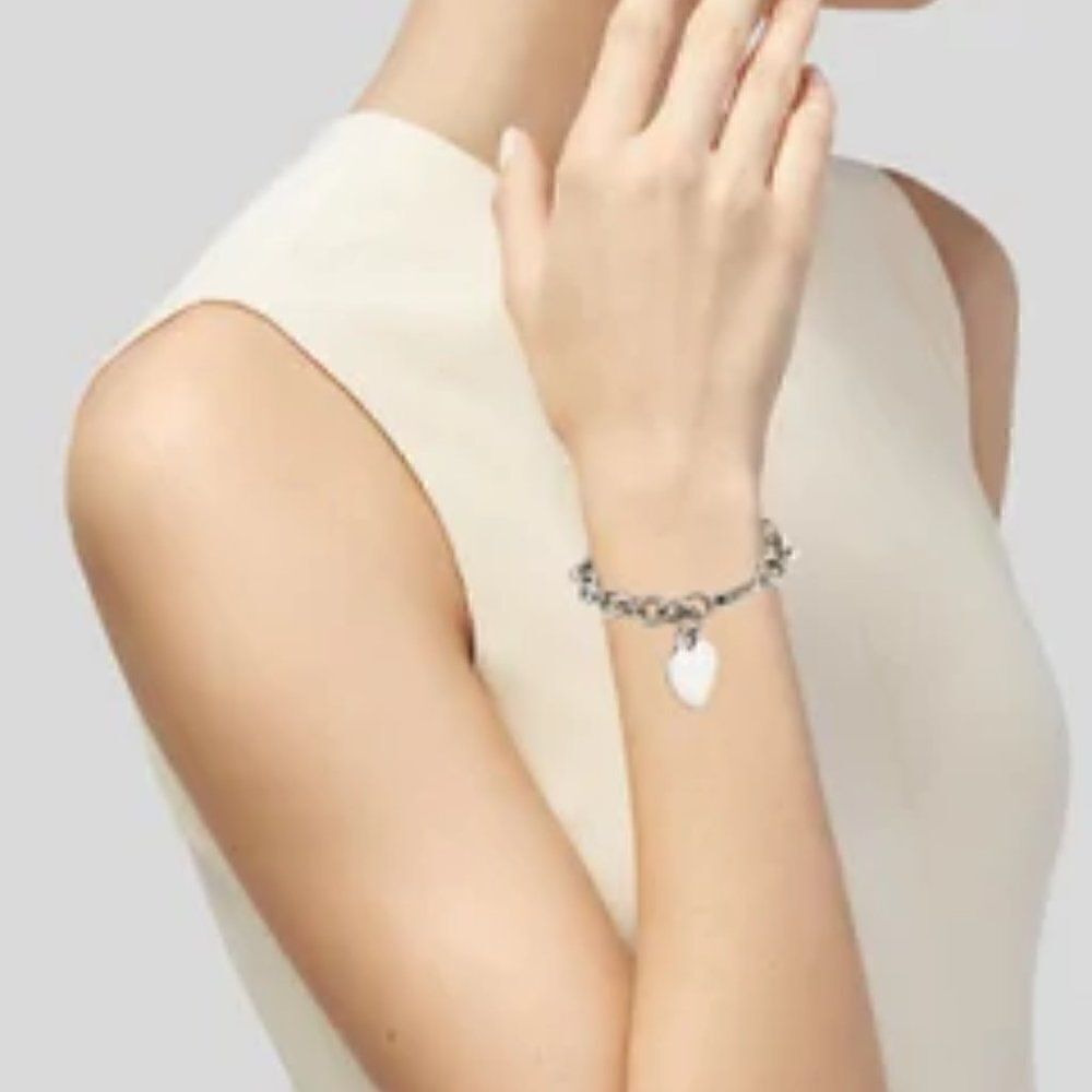 Tiffany & Co Silver 925 Classic Heart Charm Bracelet. Engravable. Pouch